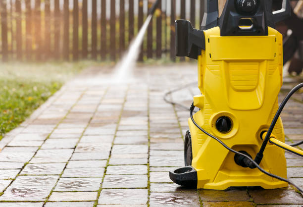Best Machinery and Equipment Cleaning  in Amherst, WI